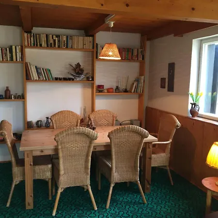 U Koupaliště Chata