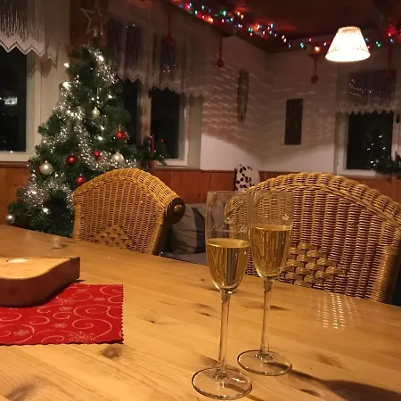 Chata U Koupaliště